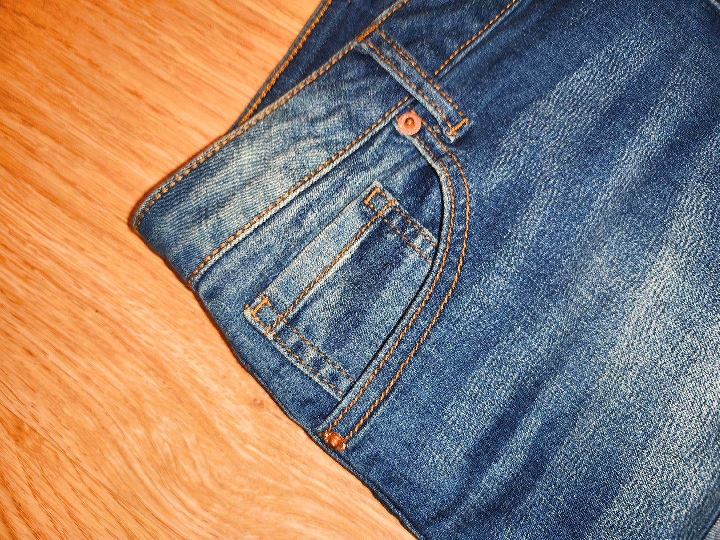 Amisu Denim Co. Women's Blue Denim Shorts – Folded Hem, Size 40 (EU)