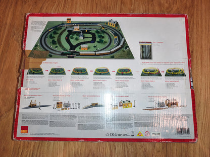 Hornby R1179 Santa's Express OO Gauge Christmas Train Set (Boxed)