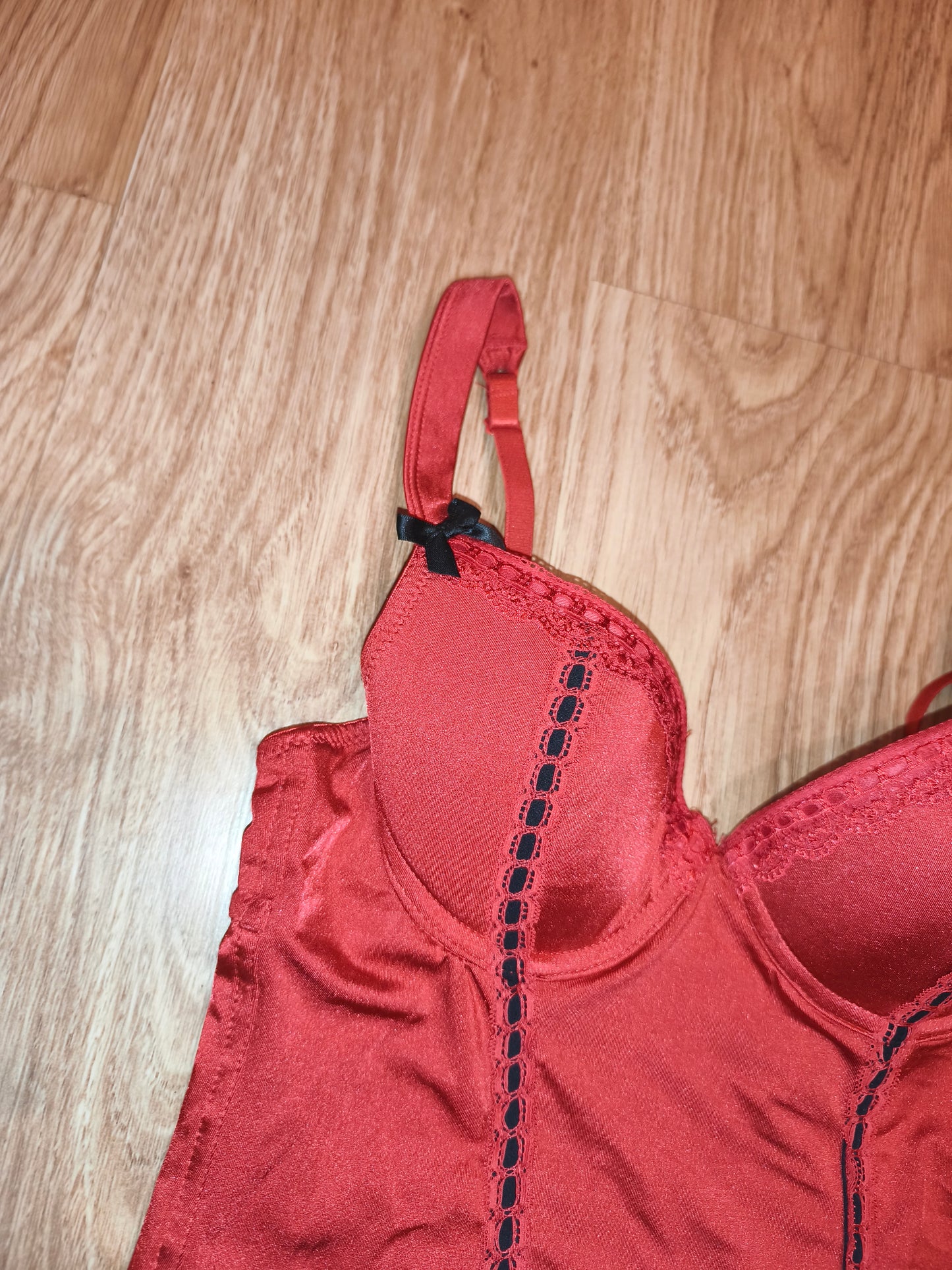 Lovehoney Lingerie Red Lace Corset Bustier Camisole – Black Bows & Hook-Eye Back, Size M