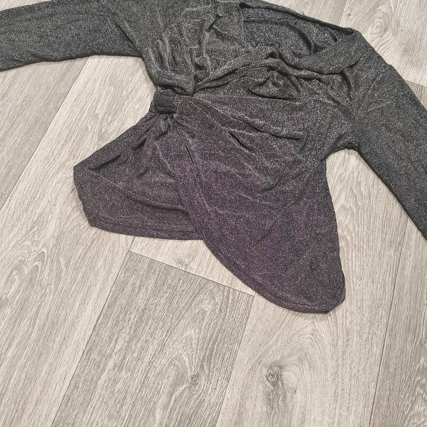 H&G Womens Metallic Silver Glitter Shimmer Sparkle Twist Front Top Made in Italy
