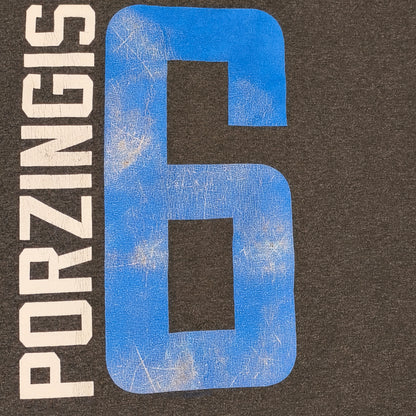 Majestic NBA New York Knicks Porzingis #6 T-Shirt Mens XL Grey Graphic Tee