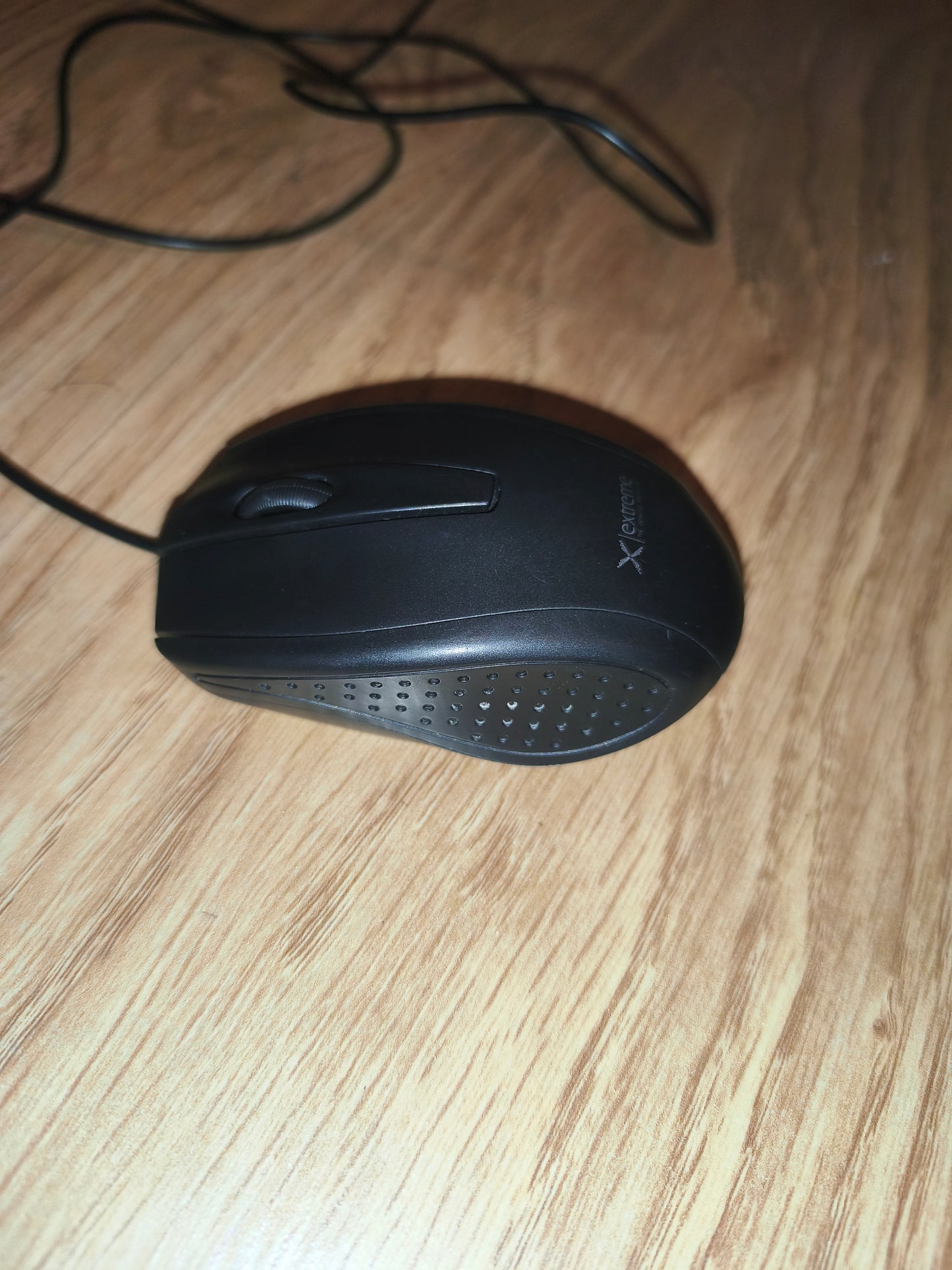 Extreme XM106K Wired Optical USB Mouse – Black, 1000 DPI