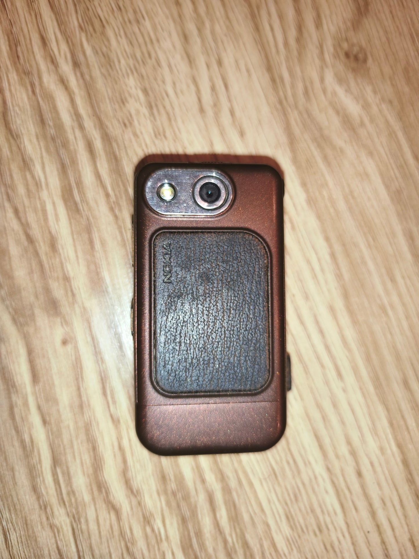 Vintage Nokia 7390 L'Amour Collection – Bronze/Brown (Partially Working / Main Screen Faulty / For Repair)