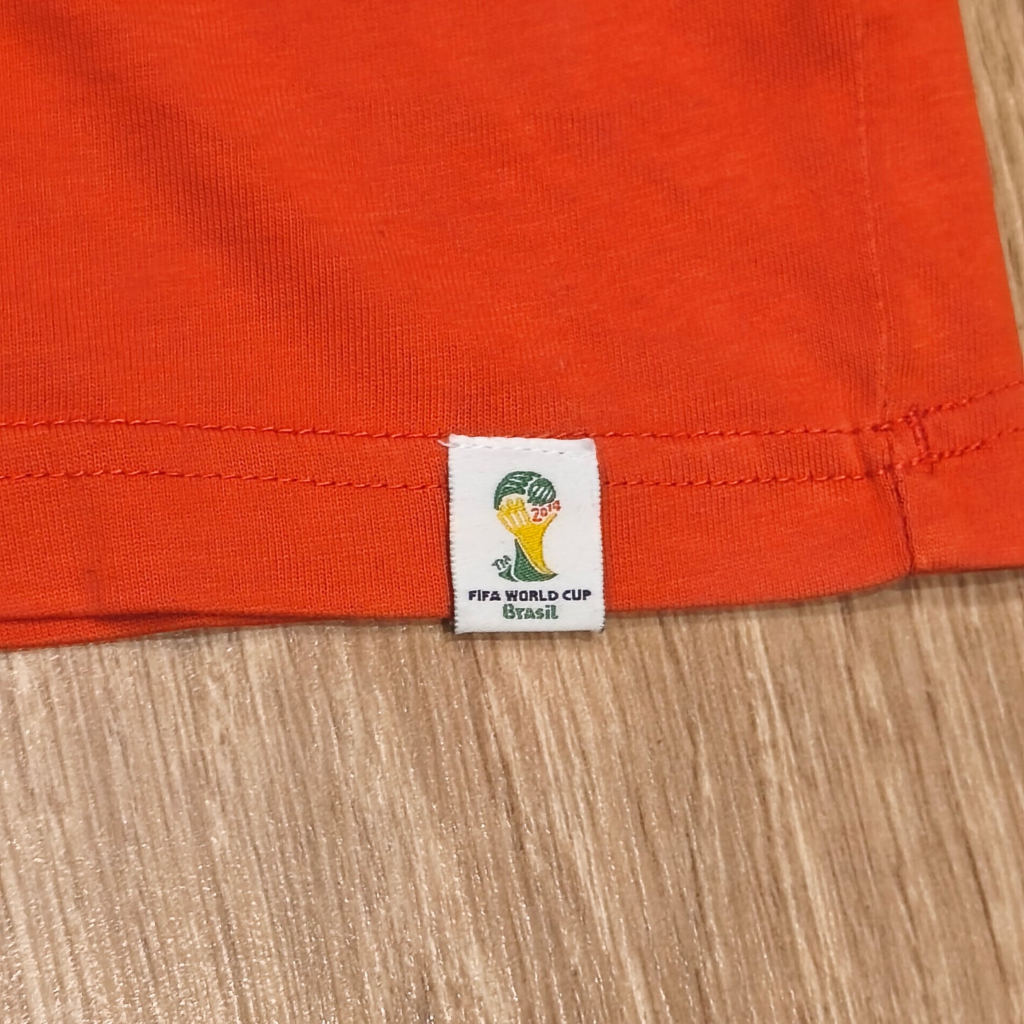Adidas Spain Espana 2014 FIFA World Cup Brazil Soccer T-Shirt Mens Size Small