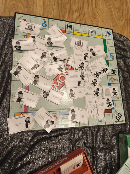 Monopoly Board Game - 2008 Speed Die Edition (with 12 Bonus Tokens)