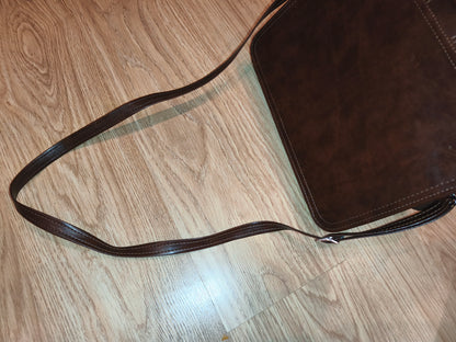 Vintage Style Brown Faux Leather Messenger Bag / Business Briefcase with Multiple Compartments