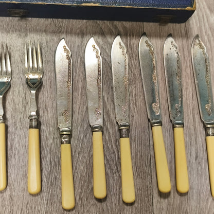 Vintage EPNS Silver Plated Fish Cutlery Set 6 Knives 6 Forks Cased 1939 Gift