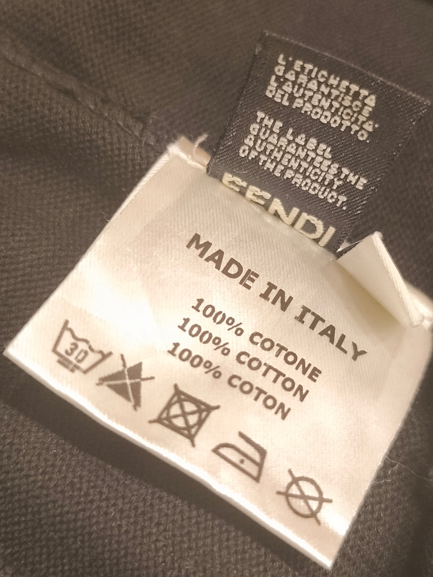Authentic Fendi Roma Black Knit Shorts - White Contrast Trim - Size IT 44