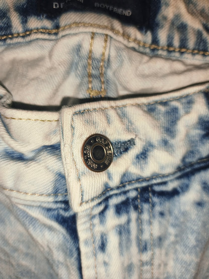 Gap Acid Wash Boyfriend Jeans Distressed Style Denim Size 27