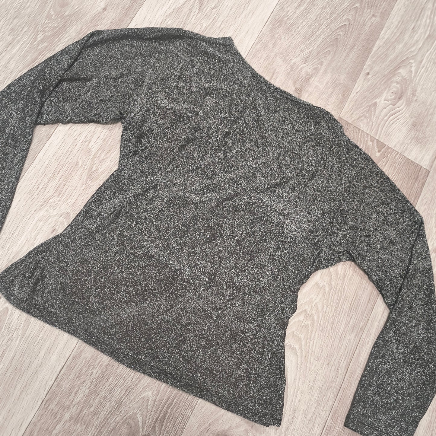 H&G Womens Metallic Silver Glitter Shimmer Sparkle Twist Front Top Made in Italy