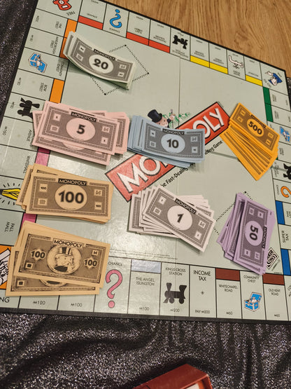 Monopoly Board Game - 2008 Speed Die Edition (with 12 Bonus Tokens)