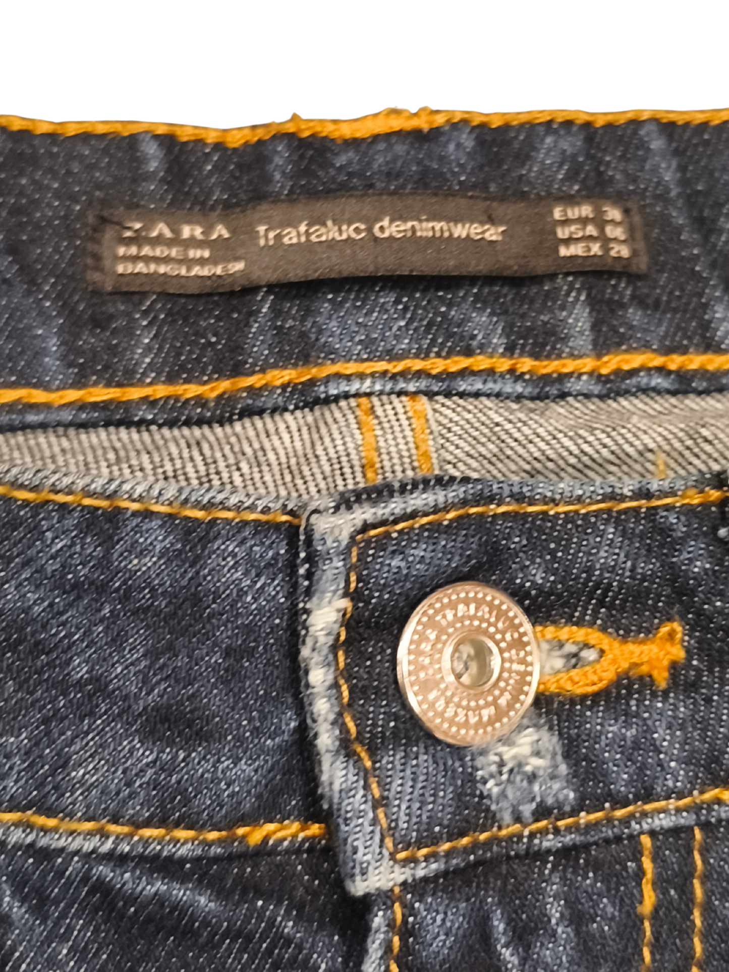 ZARA Trafaluc Pearl Beaded Mid-Rise Slim Boyfit Jeans Dark Wash Denim Size 6(US)