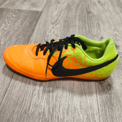 Nike 580454-807 Indoor Soccer Shoes Men Size US 8.5 EU 42 Orange Volt Black