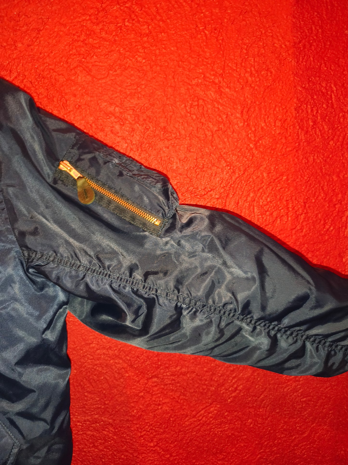 Classic 90s/Y2K bomber jacket featuring bold "Team Maximuscle" chest & back embroidery!