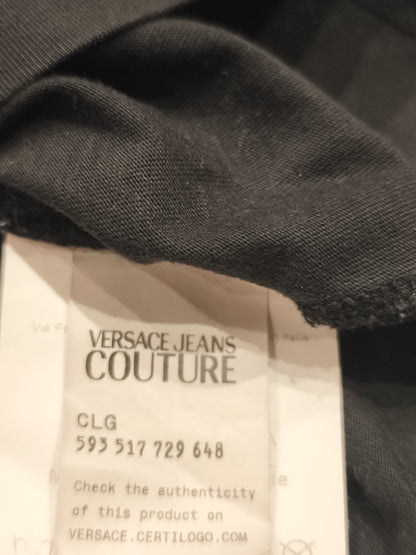 Versace Jeans Couture Black & Gold V-Emblem Logo T-Shirt – Size XXL
