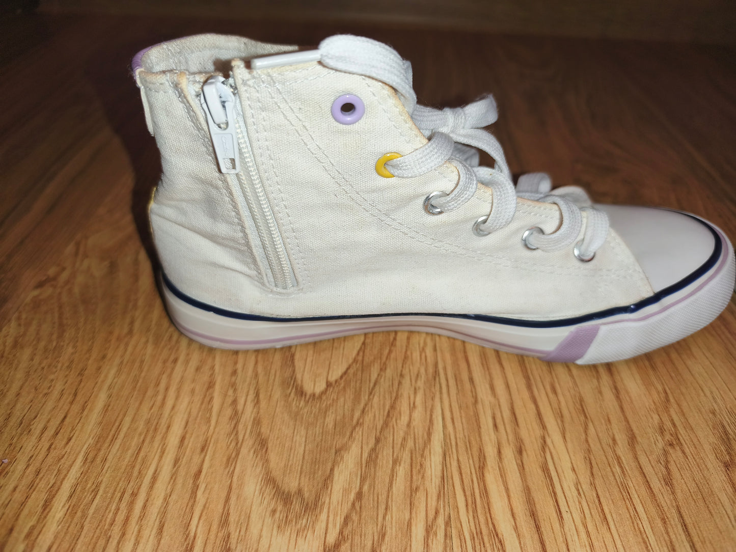 Women's/Teens White High-Top Canvas Sneakers with Side Zippers – EUR 37 (UK 4)