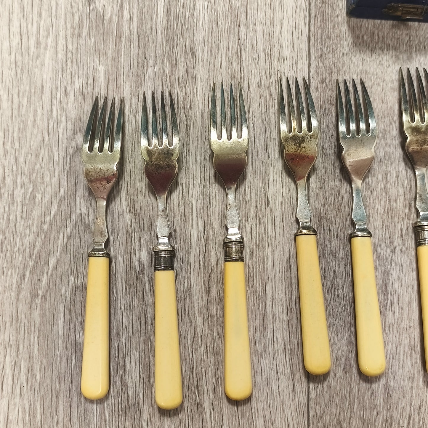 Vintage EPNS Silver Plated Fish Cutlery Set 6 Knives 6 Forks Cased 1939 Gift
