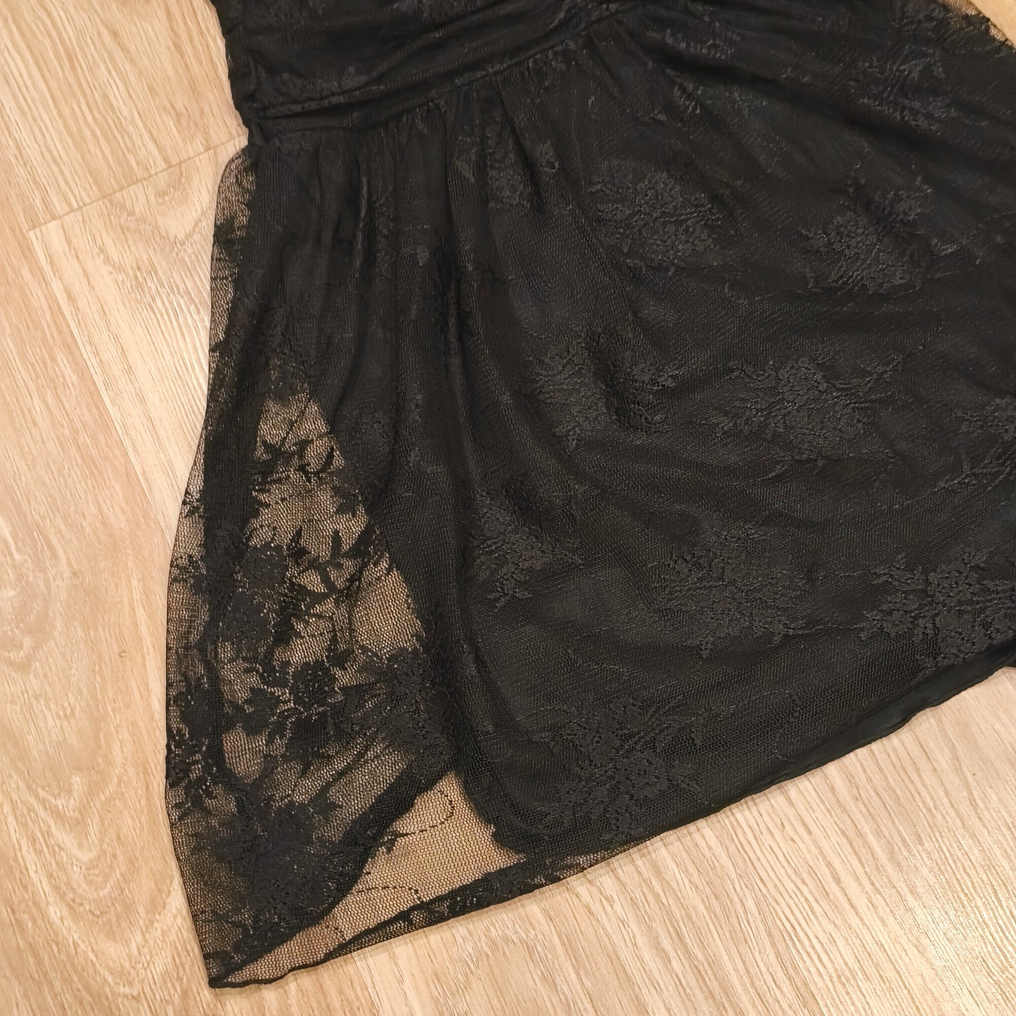 Laura Scott Black Lace Mini Dress V-Neck Lined Ruched Bodycon Party UK 12 D 38