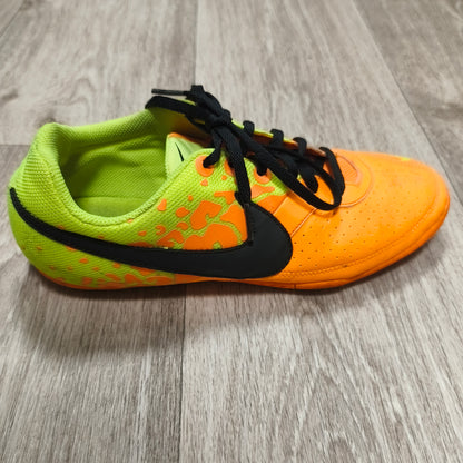Nike 580454-807 Indoor Soccer Shoes Men Size US 8.5 EU 42 Orange Volt Black