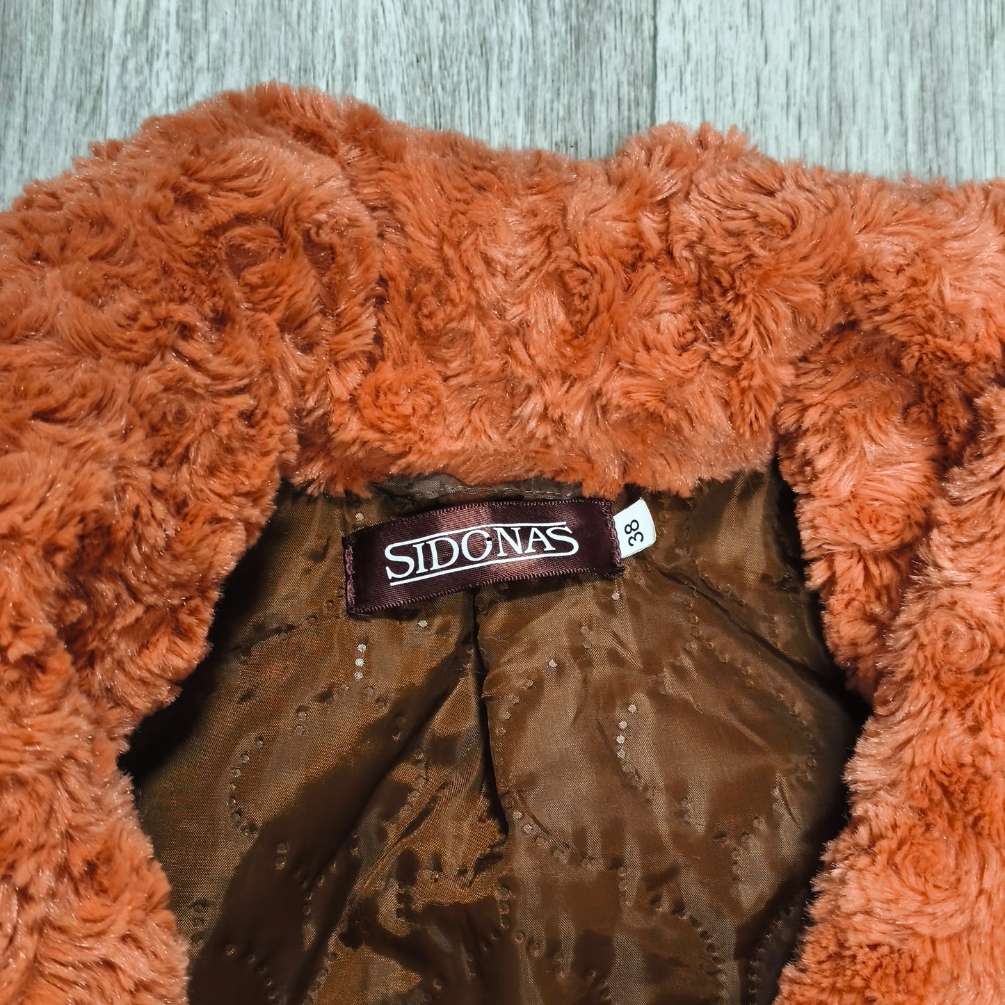 Sidonas Womens Faux Fur Rosette Swirl Jacket Coat Size EU 38 Coral Orange Short
