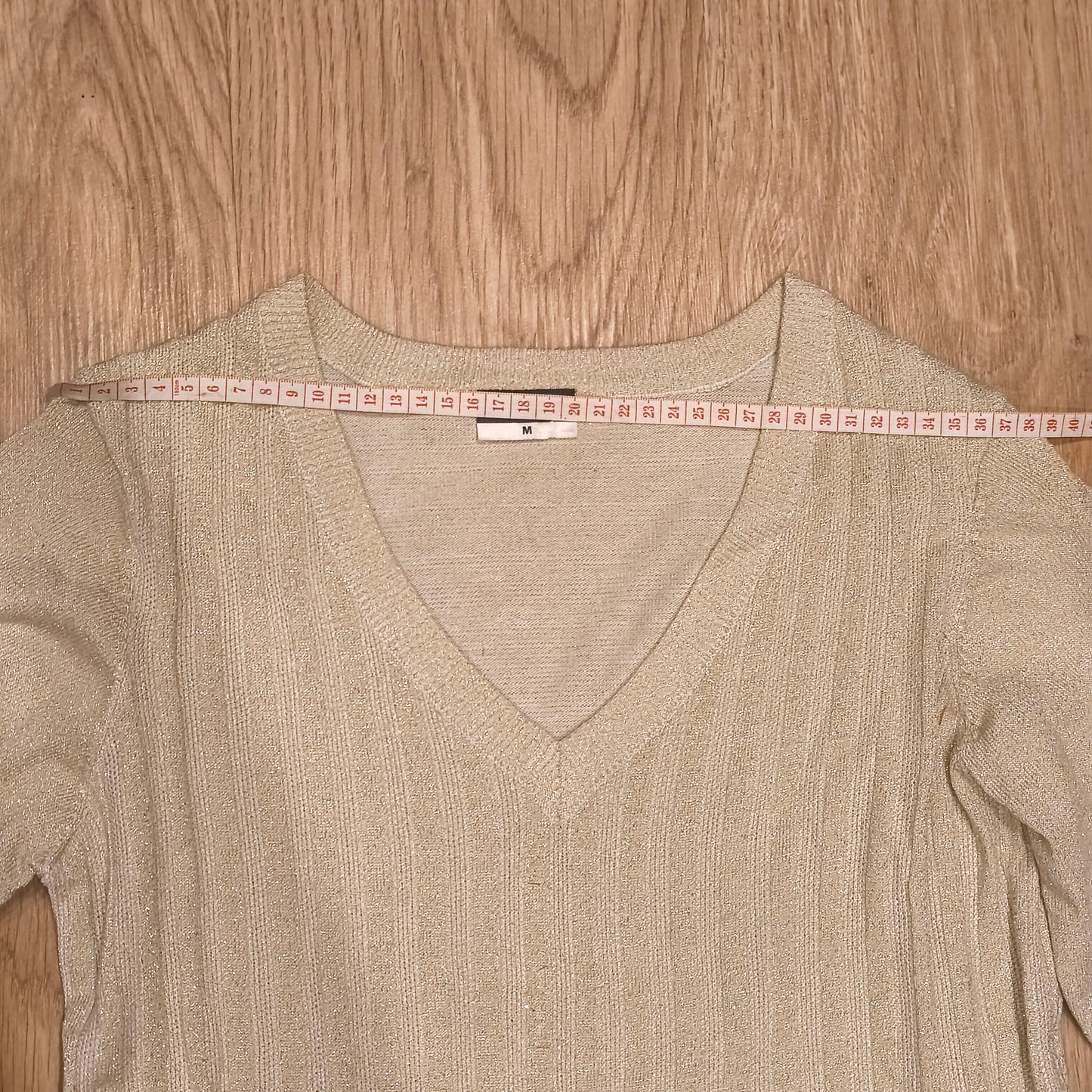 BELOVED WOMAN Gold Metallic Shimmer V-Neck Sweater Size M 3/4 Sleeve Knit Top