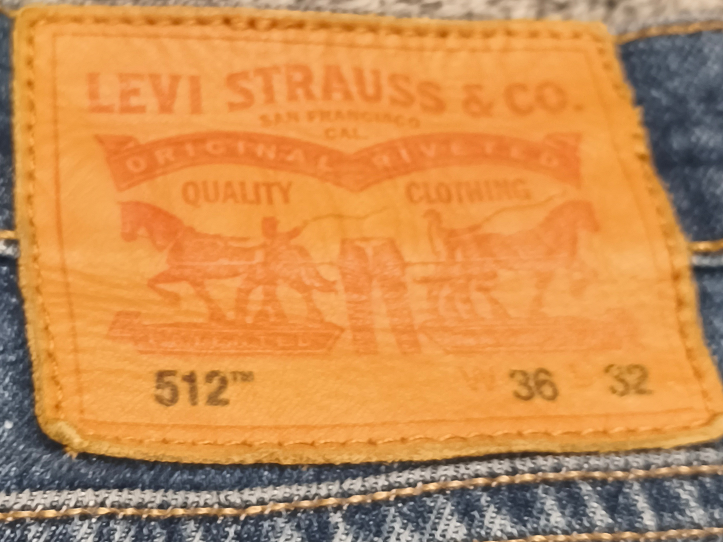 Levi's 512 Slim Taper Fit Jeans Men’s Size 36x32 Medium Wash Denim Blue