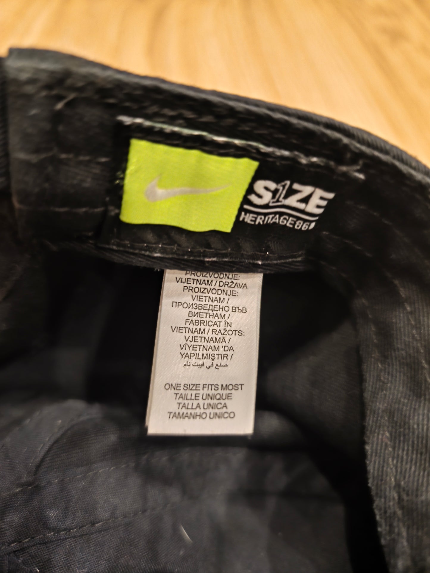 Nike Heritage 86 Adjustable Cotton Twill Dad Cap – Black