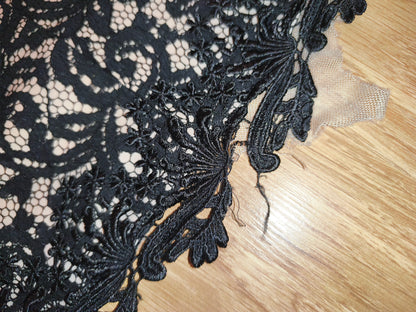 NWT Lipsy London VIP Lace Cocktail Dress – Black & Nude Strapless Bodycon, UK 10 / EU 38