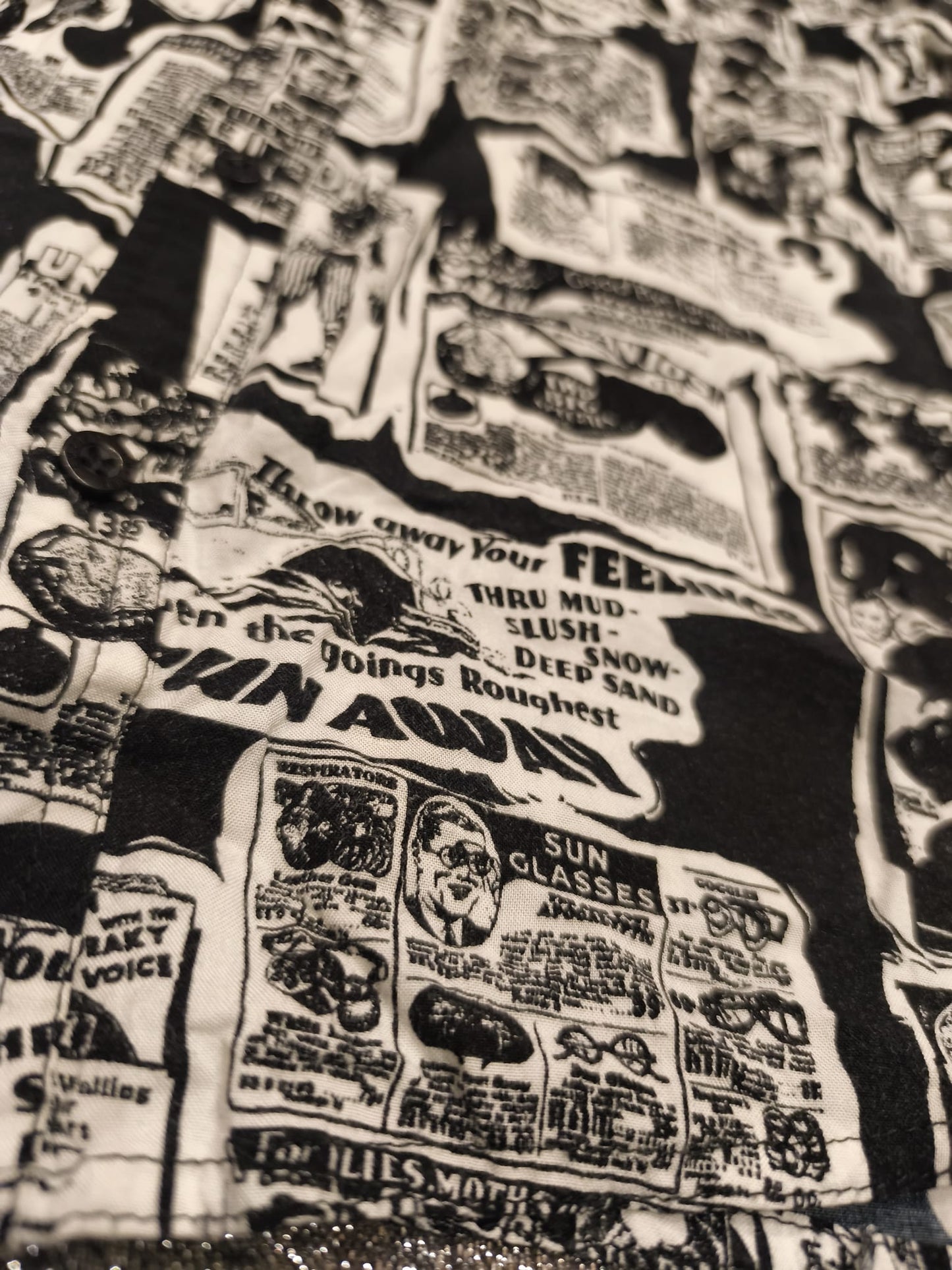 Empyre Men’s L Button Up Shirt Vintage Ad Newsprint Graphic Streetwear