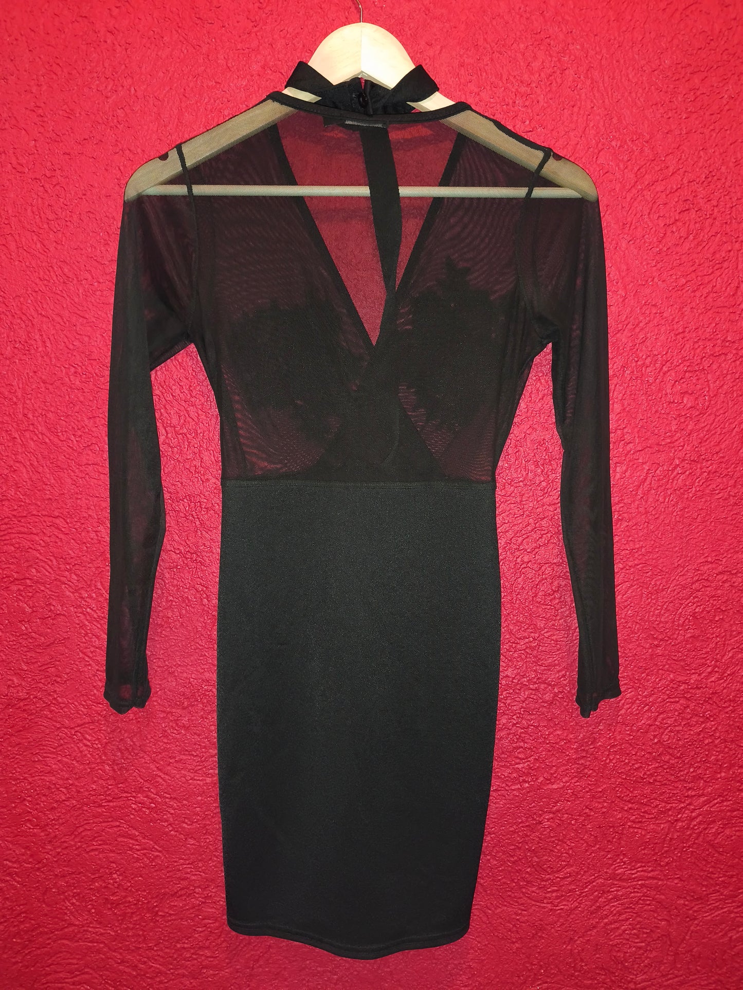 Jordyn Woods x Boohoo Sheer Mesh Floral Appliqué Choker Mini Dress – Black / UK 10 (EUR 38)