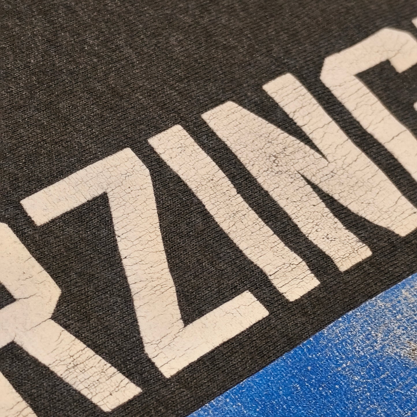 Majestic NBA New York Knicks Porzingis #6 T-Shirt Mens XL Grey Graphic Tee