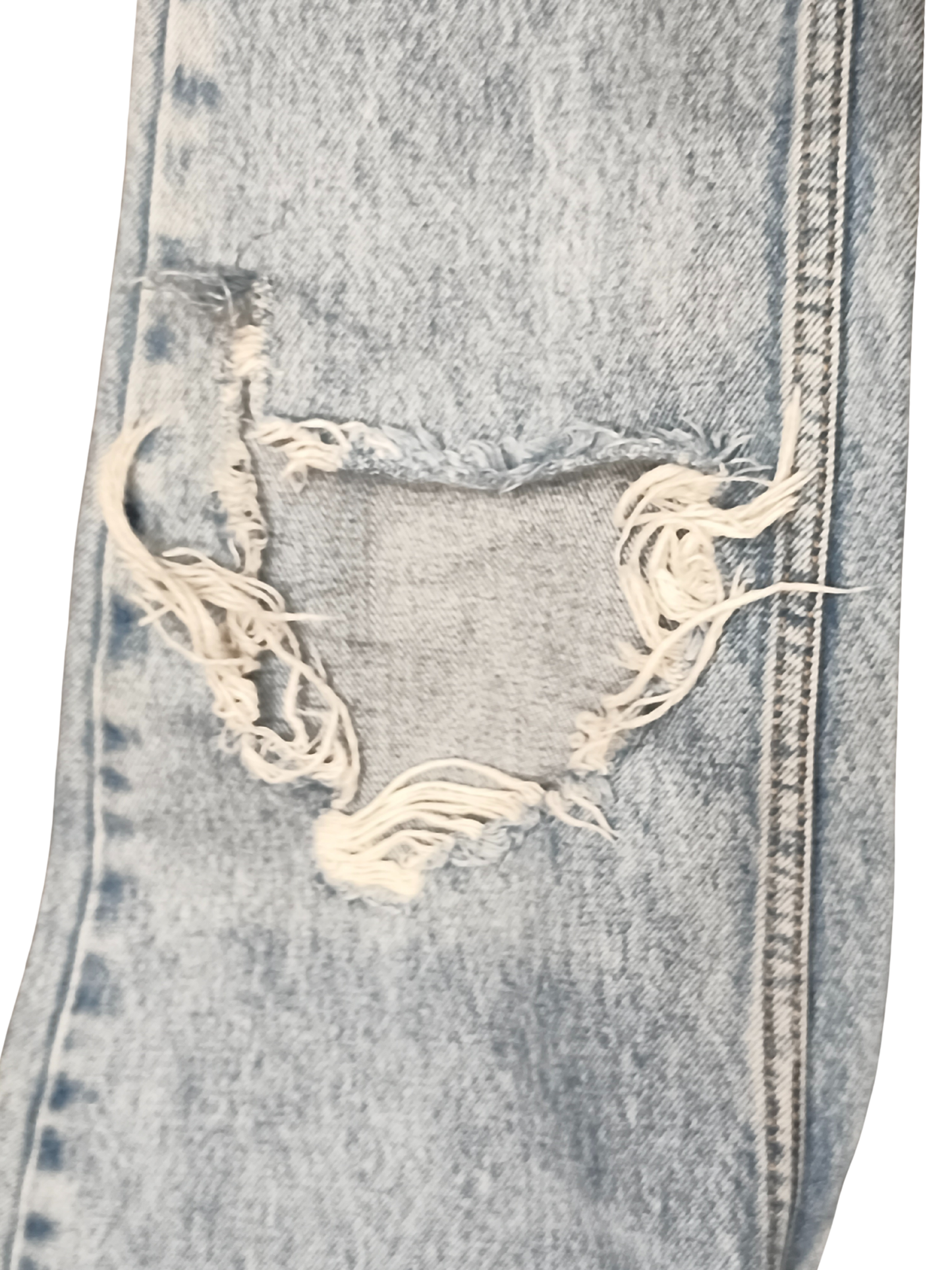 Pull&Bear High Waisted Distressed Mom Jeans Light Wash Blue Size 4 / 36 / 26