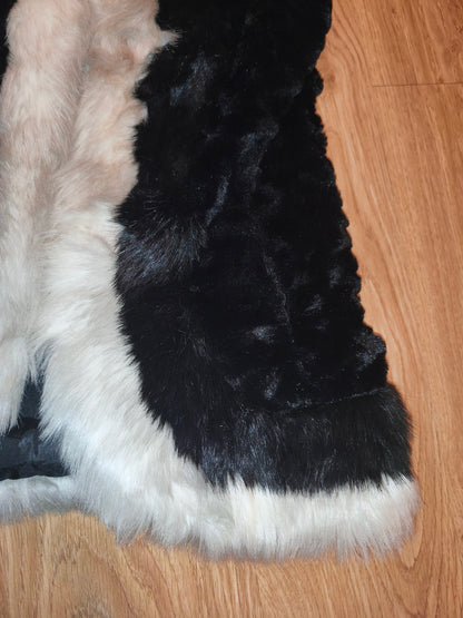 Vira Luxury Hooded Faux Fur Vest – Black & White Contrast Gilet (Size XL, Fits M/L)