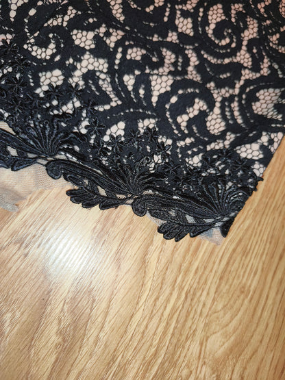 NWT Lipsy London VIP Lace Cocktail Dress – Black & Nude Strapless Bodycon, UK 10 / EU 38