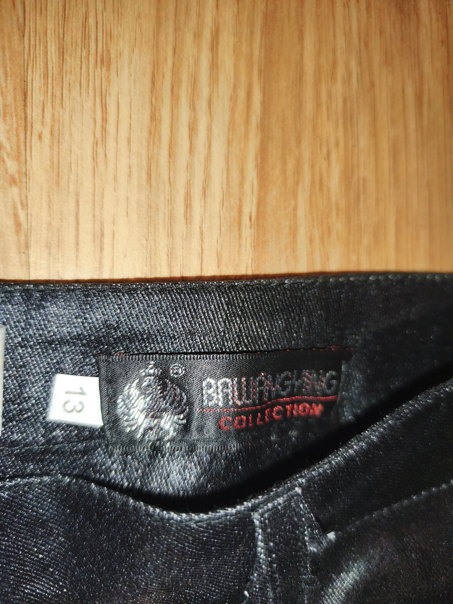 Vintage Y2K Coated Black Zip Pants – Cyber Grunge Punk Waxed Denim (Size 13 / XS-S)
