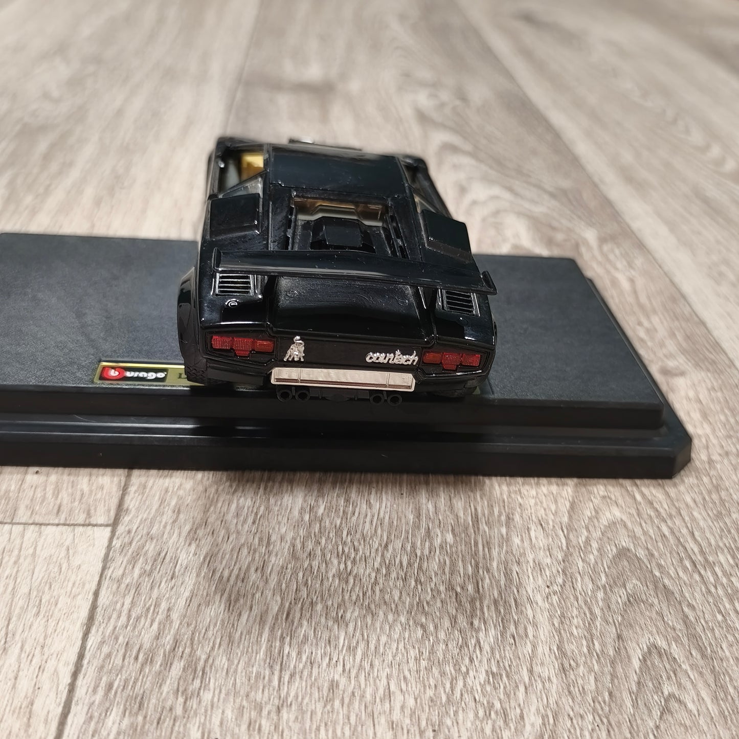 Bburago Lamborghini Countach 5000 1988 Black Diecast Model Car Base Italy