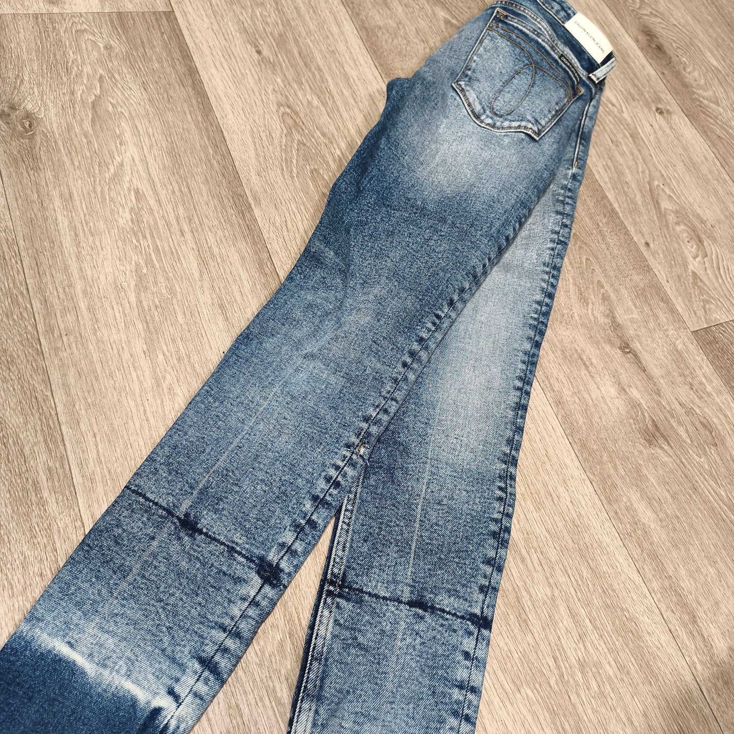 Calvin Klein Jeans Womens W25 L32 High Rise Skinny Blue Dip Dye Raw Hem Jeans