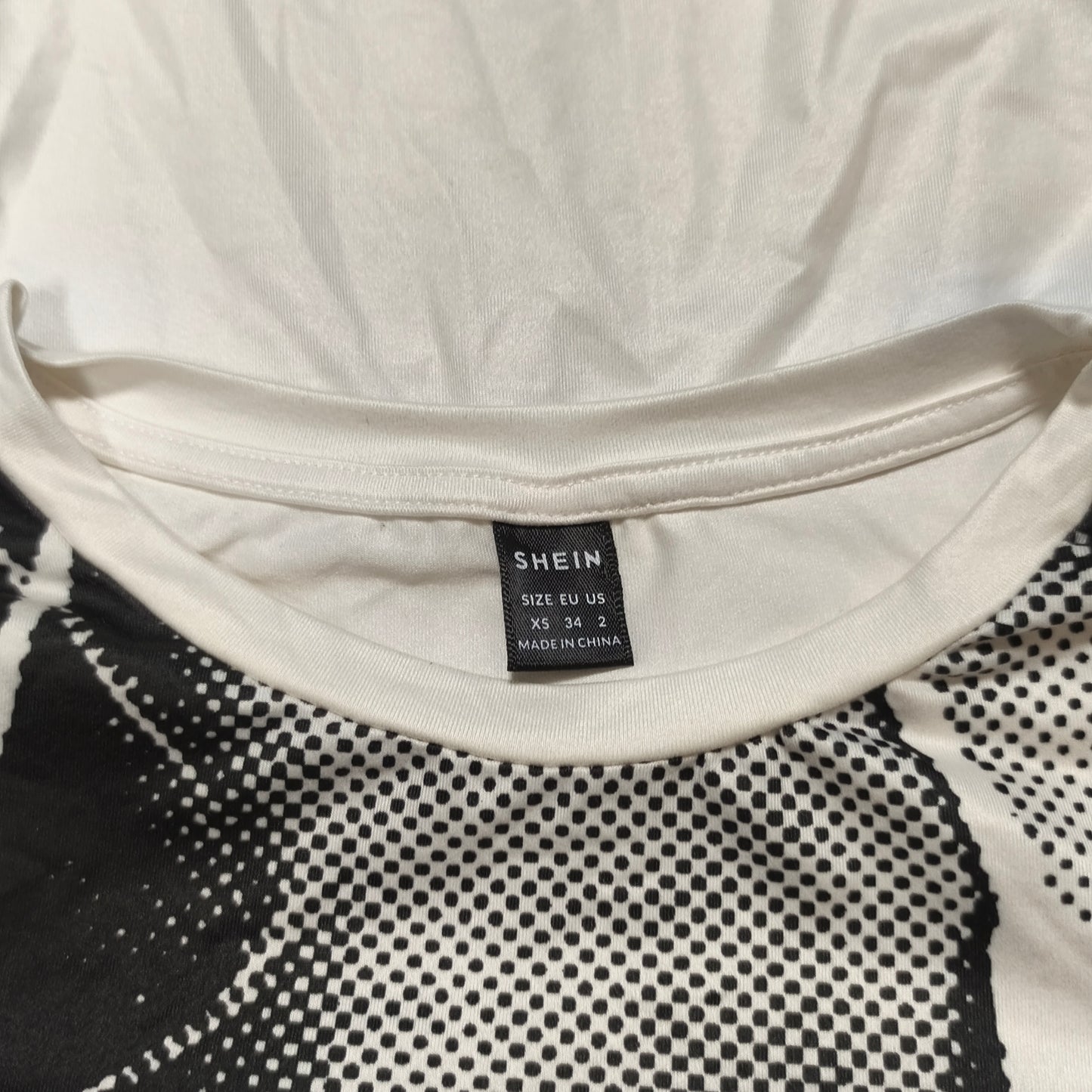 SHEIN Black White Graphic Long Sleeve Top Womens XS 34