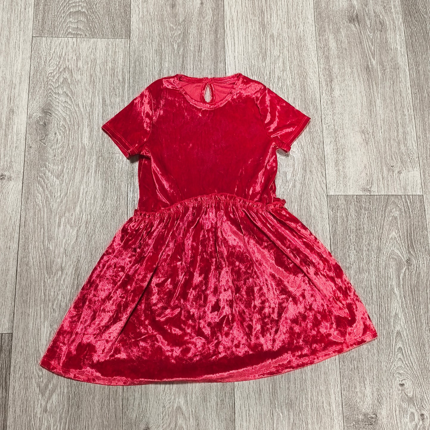Girls Red Velvet Dress Short Sleeve Holiday Party Size 122