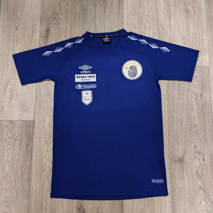 UMBRO IL Kvernbit Arrangør Mens T-Shirt Blue Size L NFF Football Soccer Jersey