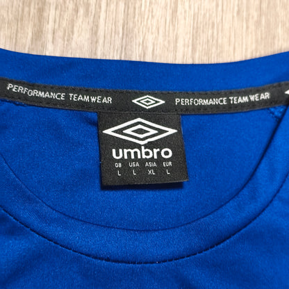 UMBRO IL Kvernbit Arrangør Mens T-Shirt Blue Size L NFF Football Soccer Jersey