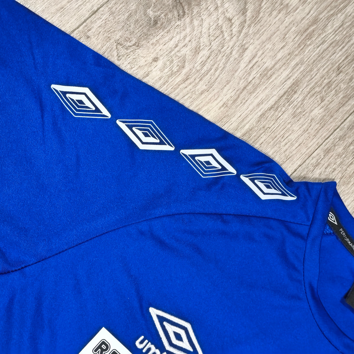 UMBRO IL Kvernbit Arrangør Mens T-Shirt Blue Size L NFF Football Soccer Jersey