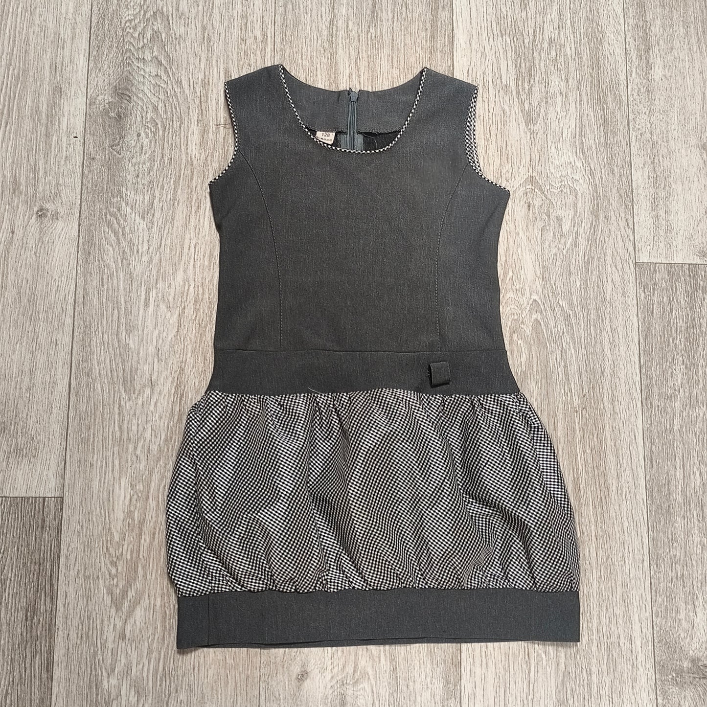 Girls Dress Gray Black Gingham Checkered Sleeveless Size 128 7-8 Years