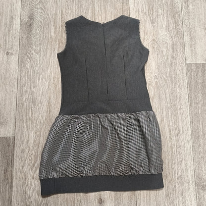 Girls Dress Gray Black Gingham Checkered Sleeveless Size 128 7-8 Years