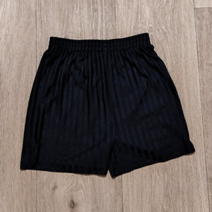 TU schwarze Shorts Kinder Größe 8 Jahre Nadelstreifen elastischer Bund Sportbekleidung