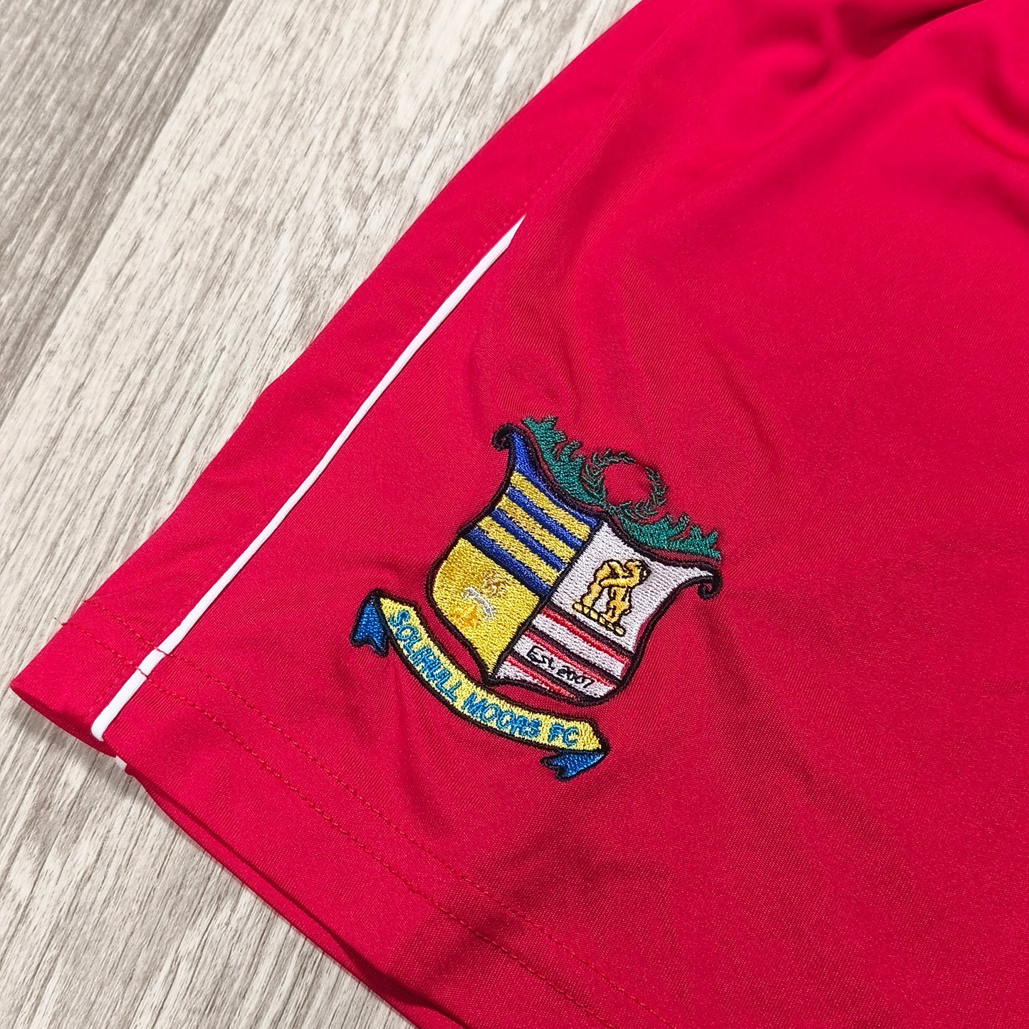 Surridge Solihull Moors FC Football Shorts Red Size LB Kids Youth