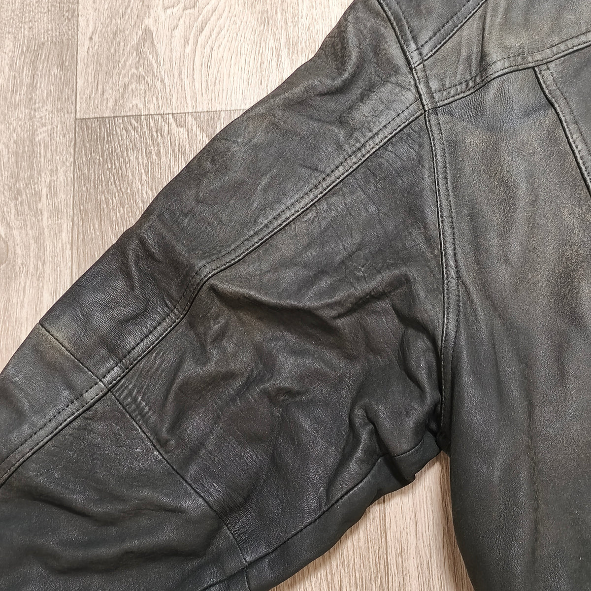 Vintage Black Leather Bomber Jacket Egyptian Art Lining Size 52