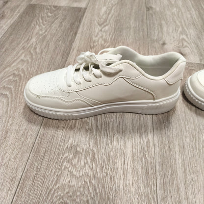 Women White Low Top Platform Sneakers Lace Up Skate Shoes Faux Leather Size 43