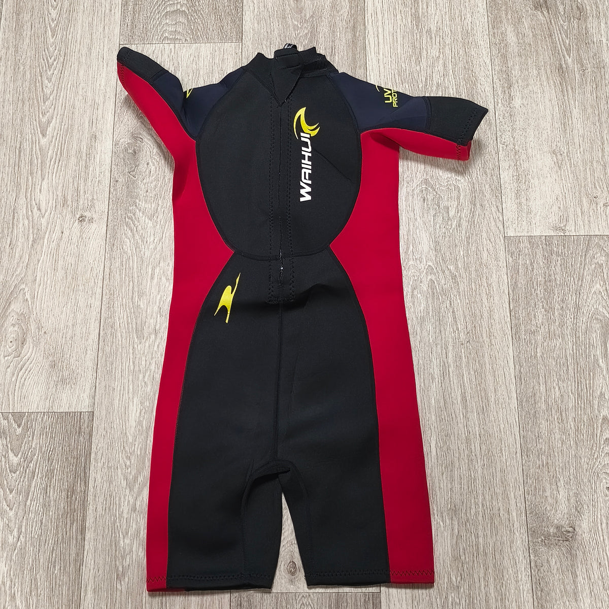 WAIHUI Kids Shorty Wetsuit 11-12 Yrs 152cm Black Red Neoprene Surf