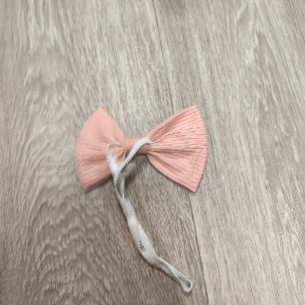 Baby Girl Peach Pink Ribbed Bow Headband White Elastic Hair Band